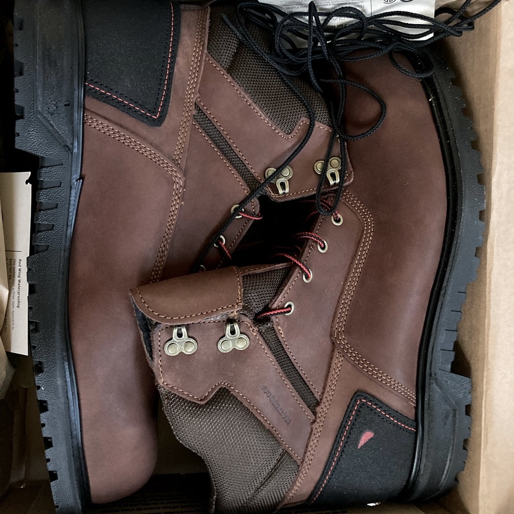 Size 12 red wing boots